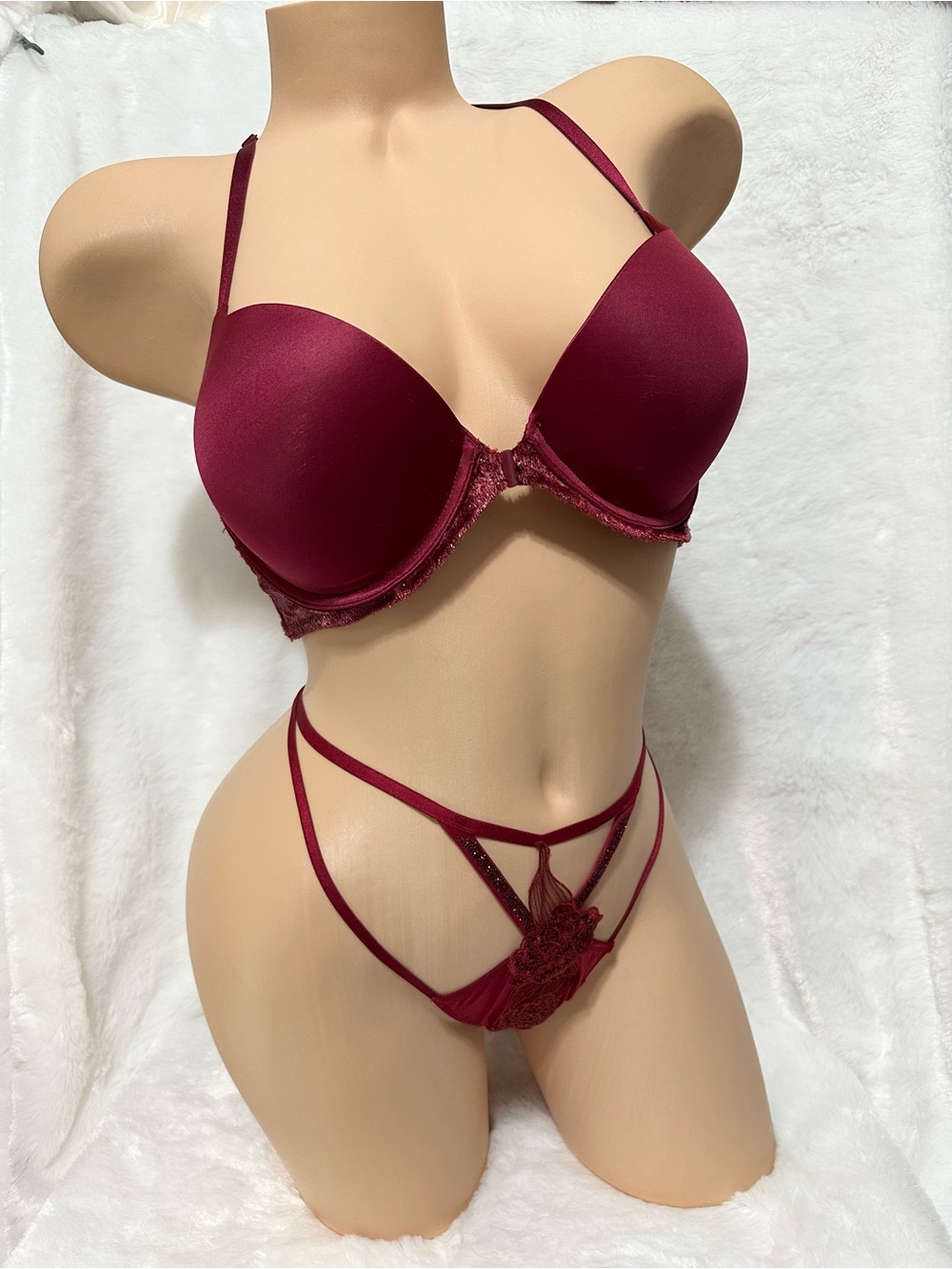 Victoria’s Secret Women's Lace Trim Push-Up Bra & Strappy Thong Set - Burgundy